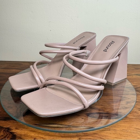 Abound Austyn Strappy Sandal in Tan Mocha - Picture 4 of 16